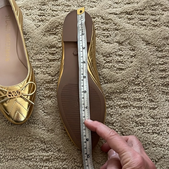 Stuart Weitzman Gold Women's Flats READ DESCRIPTION - Picture 7 of 8